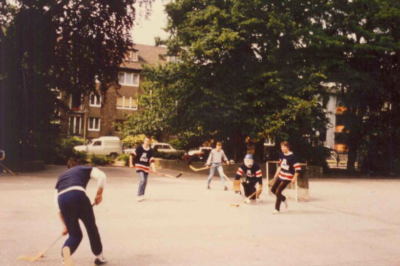 1983